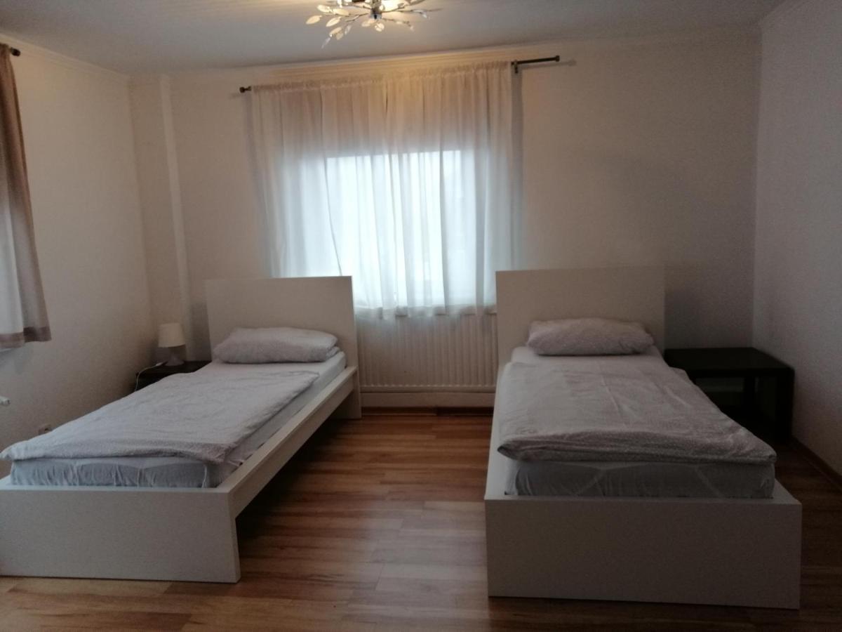 Ams Apartment